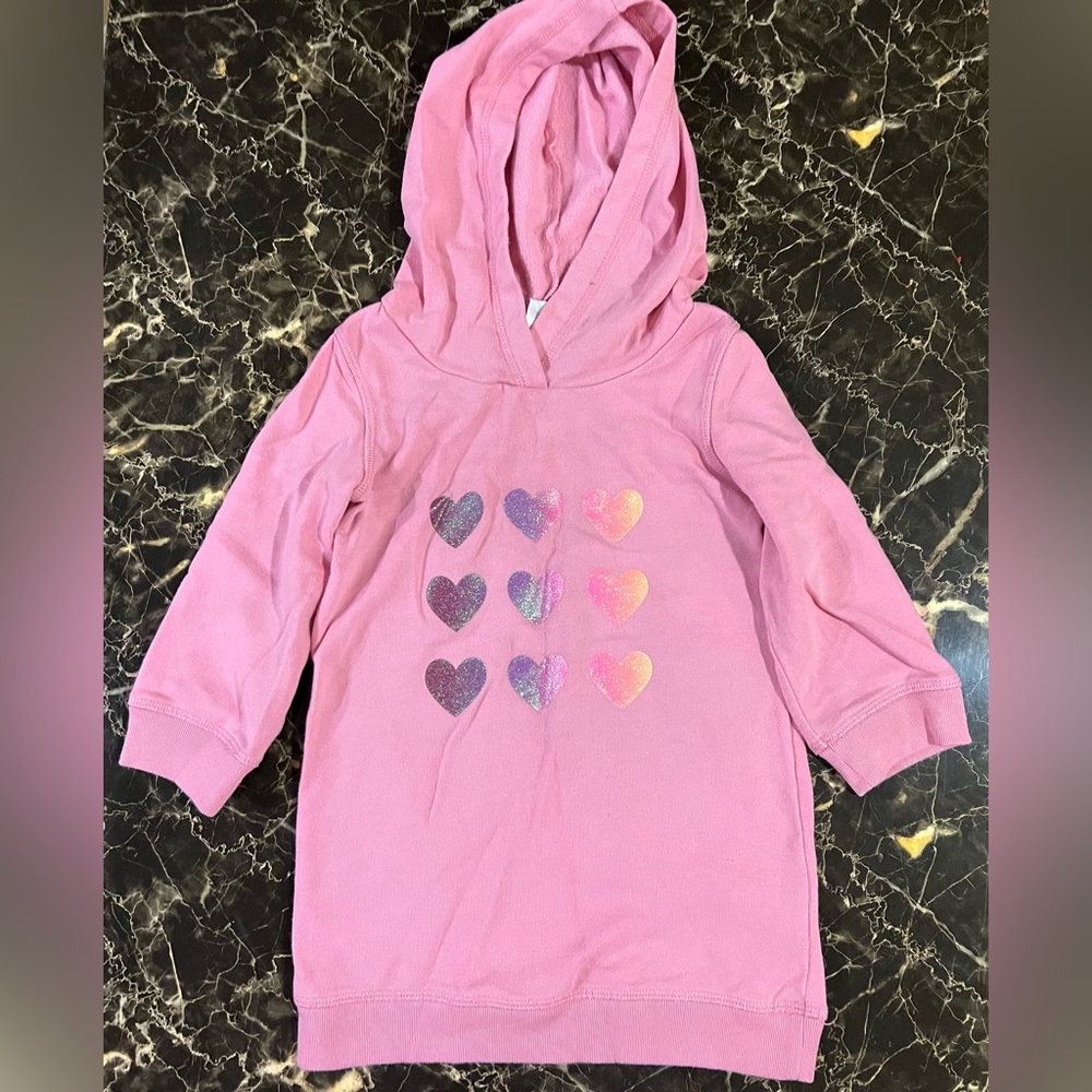 Gap hoodie pink with pretty hearts nice material . Size 3